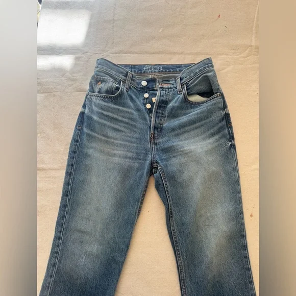 High Rise Blue Jeans éTIca
ETHICALLY MADE
Josie High Rise Crop - Picture 6 of 9